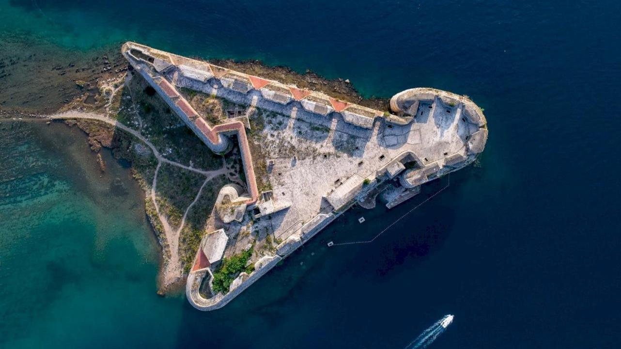 Braco Apartments By The Sea With A Sea View Zaboric Exterior foto